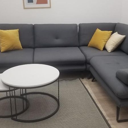 White Apartment Τίρανα Εξωτερικό φωτογραφία