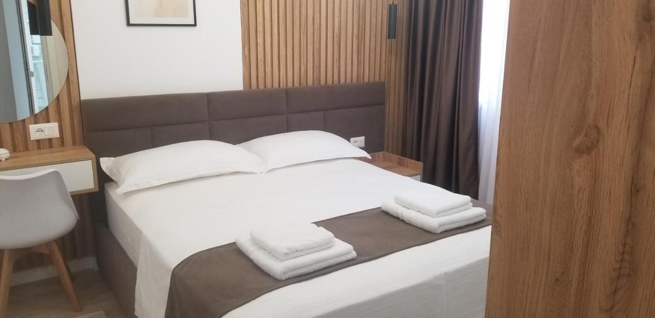 White Apartment Τίρανα Εξωτερικό φωτογραφία