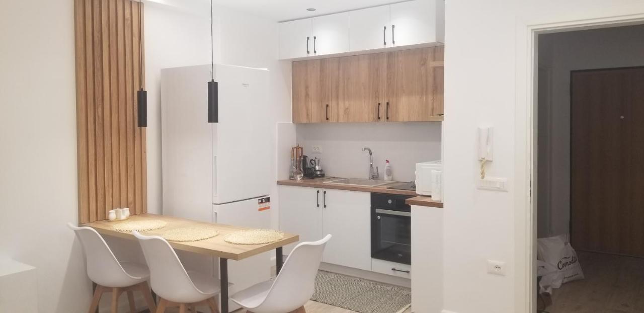White Apartment Τίρανα Εξωτερικό φωτογραφία