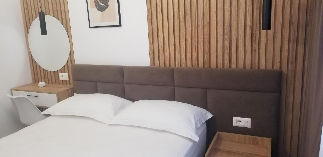 White Apartment Τίρανα Εξωτερικό φωτογραφία